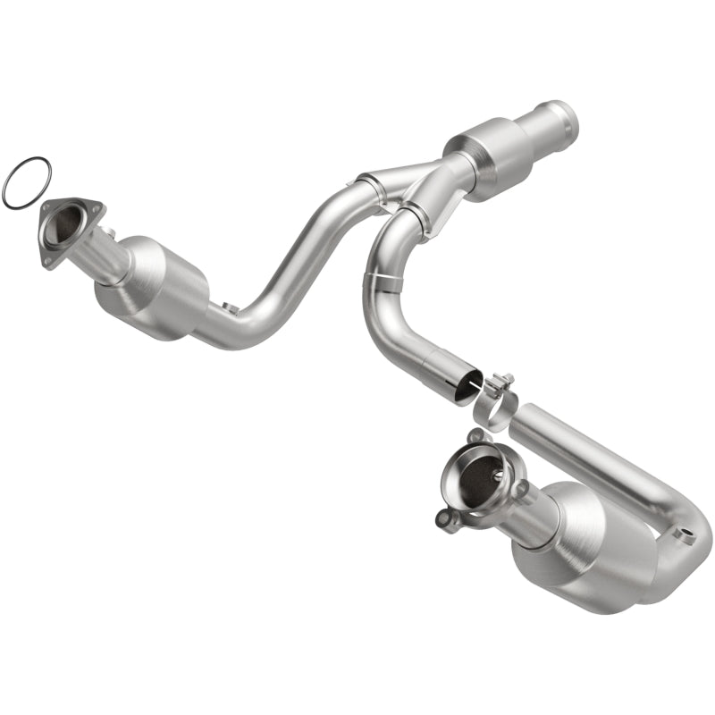 Magnaflow 15 16 Cadillac Escalade 6.2L Direct Fit Converter