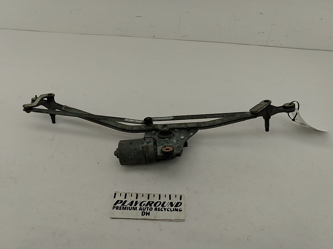 PLAYGROUND Saturn Sky Windshield Wiper Motor Assembly