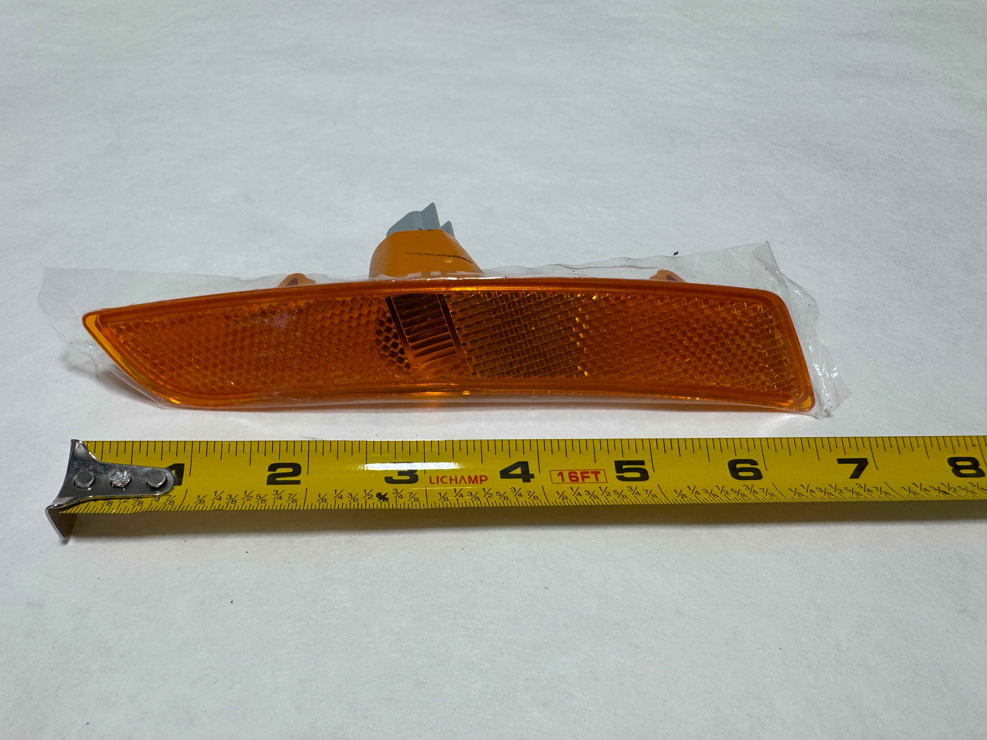 2016 2020 Chevrolet Camaro Front Driver Side Orange Side Marker Lamp Genuine OEM