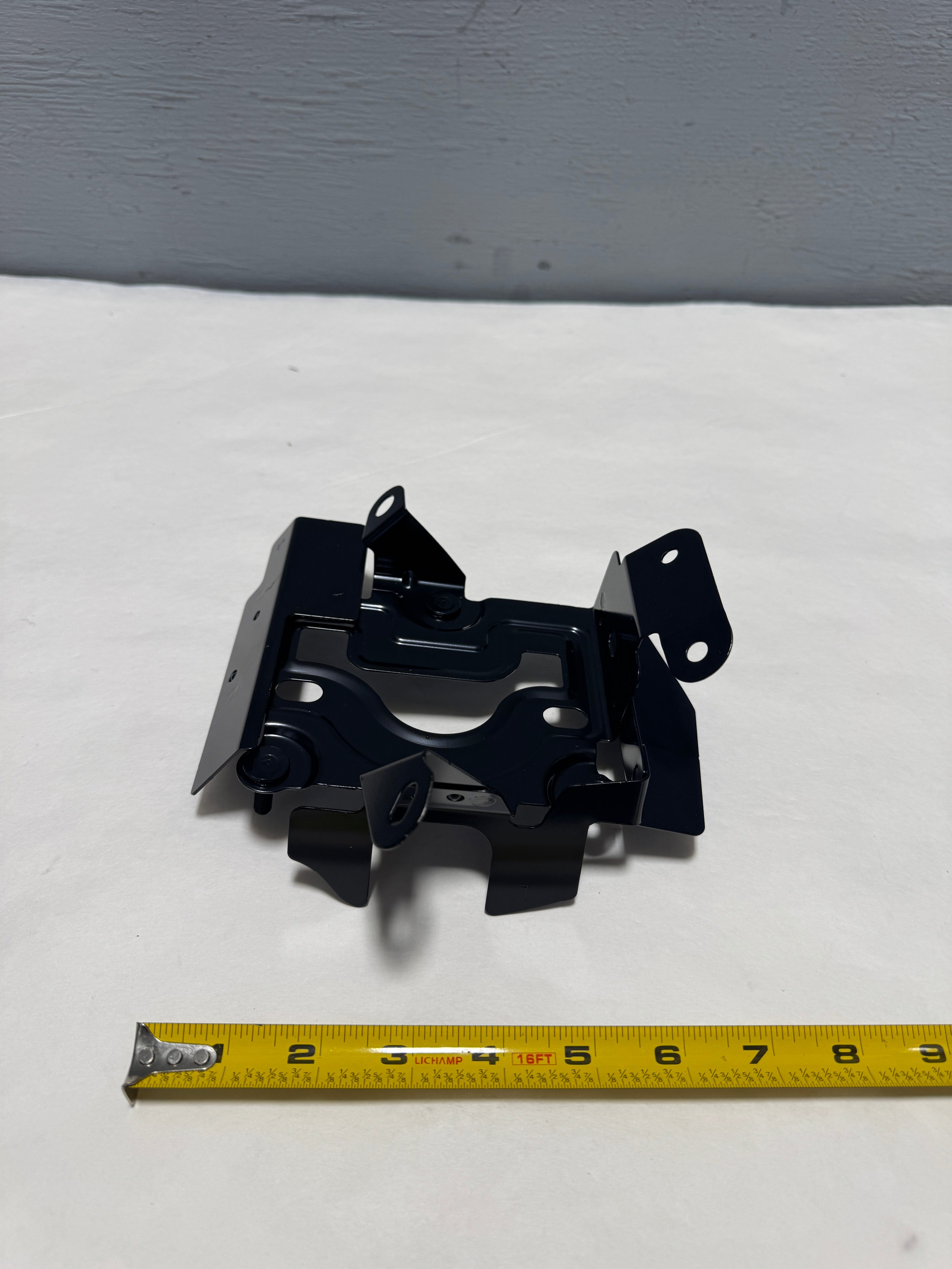 2021 2024 Toyota Sienna Driver Side Blind Spot Radar Mount Bracket New OEM