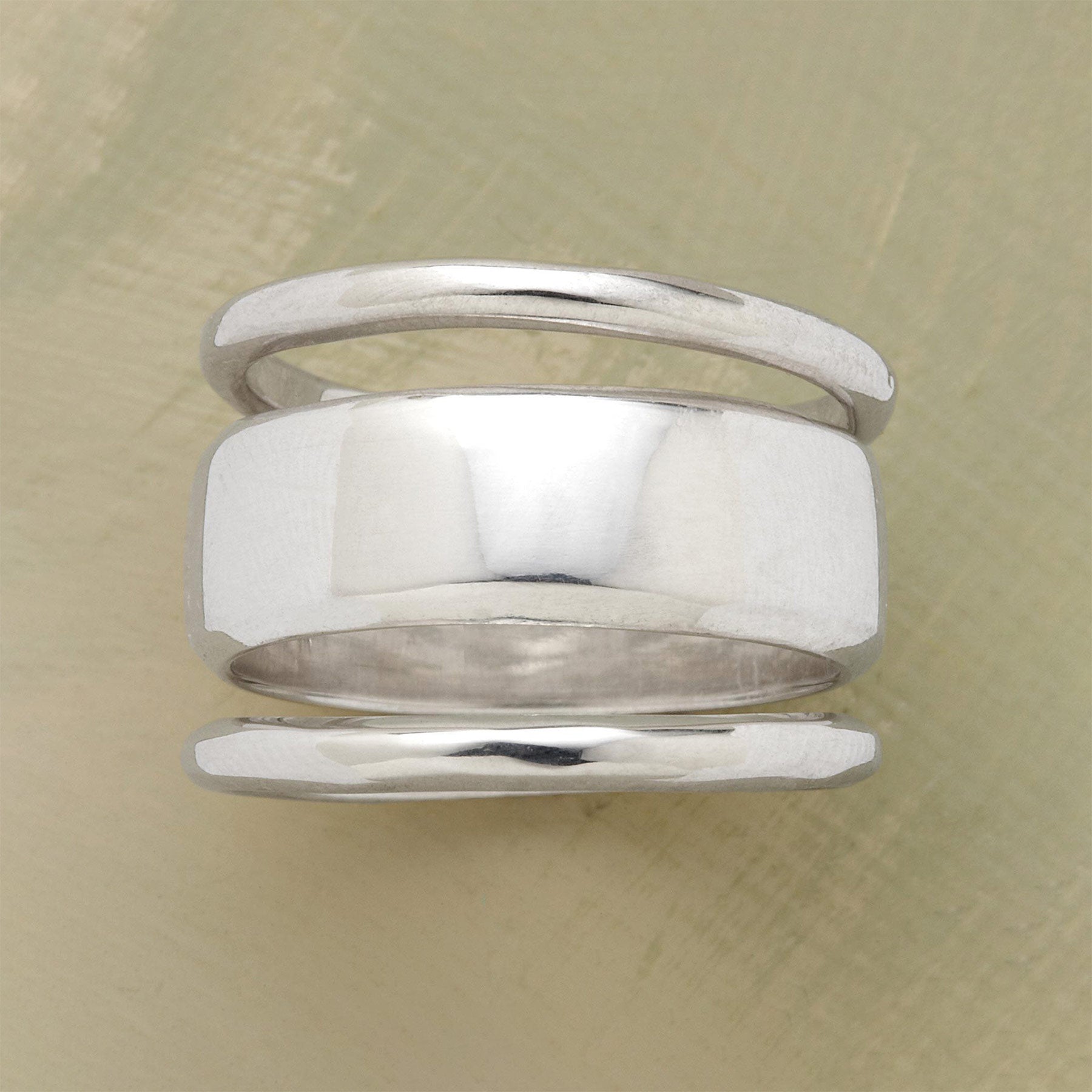 SUNDANCE Capricious Ring Trio