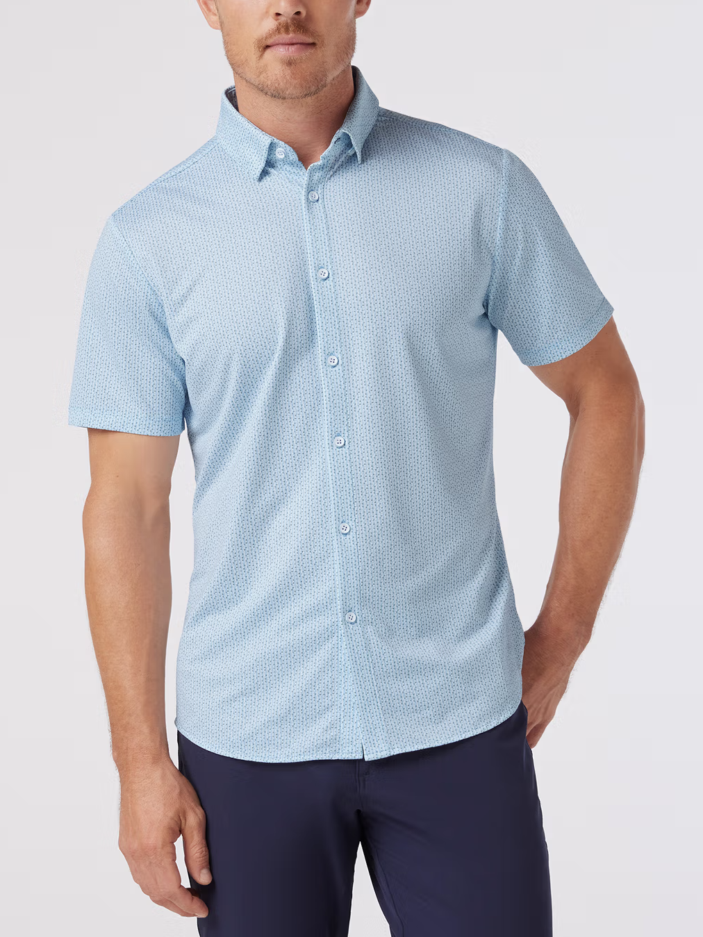 MIZZEN + MAIN Halyard Short Sleeve Shirt in Light Blue Circle Montage