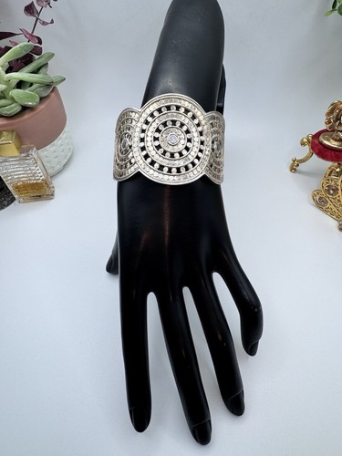 Gorgeous Anna Beck Signed .925 Sterling Silver Cuff Bracelet Abstract Design