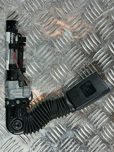 GENUINE BMW 5 Series F10 F11 Front Seat Belt Pretensioner Left Side 615796400D