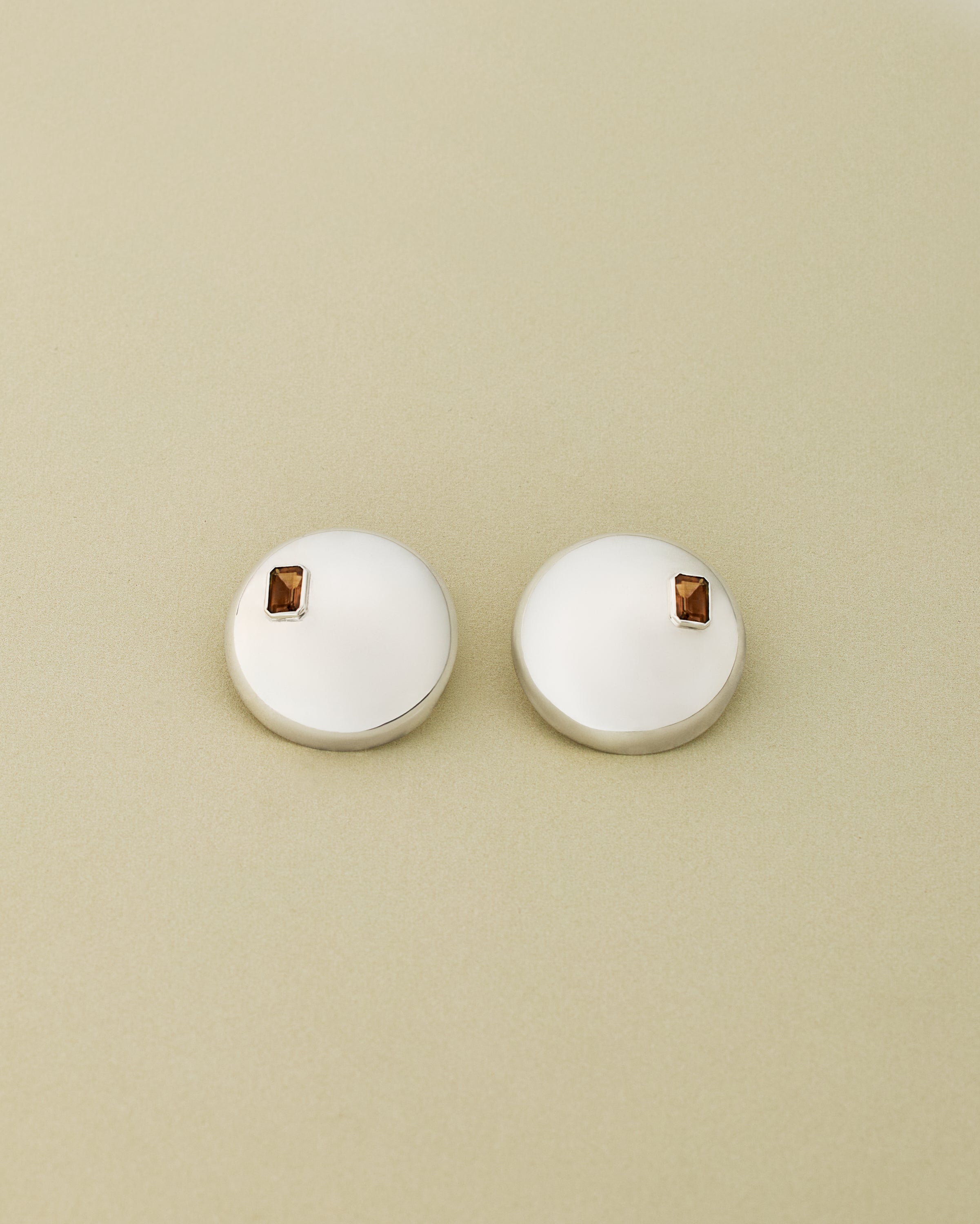 NINA RUNSDORF Dome Earring with Brown Topaz Emerald Cuts