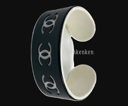 CHANEL Bangle Bracelet AUTH Coco Mark CC Logo Black White kenkenjp Rare Circle