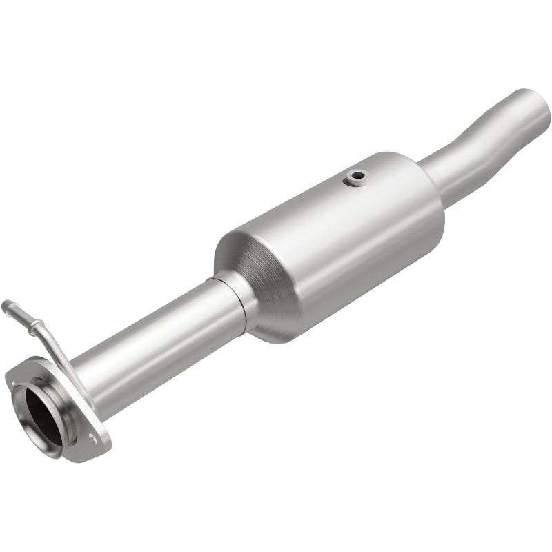 MagnaFlow 09 10 Ford F 550 Super Duty V10 6.8L Rear Underbody Direct Fit Catalytic Converter
