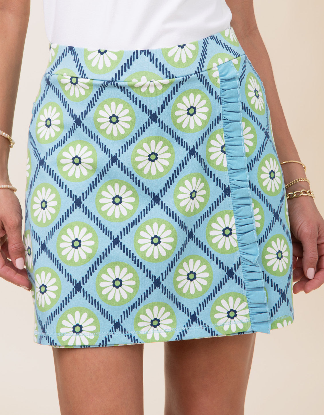 SPARTINA 449 Ruffle Skort Strathy Hall Daisy Geo