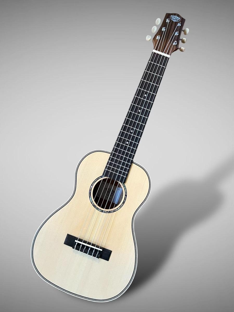 Sound Smith Guitalele   Spruce/Ovangkol Guitalele 31"   SSG 3