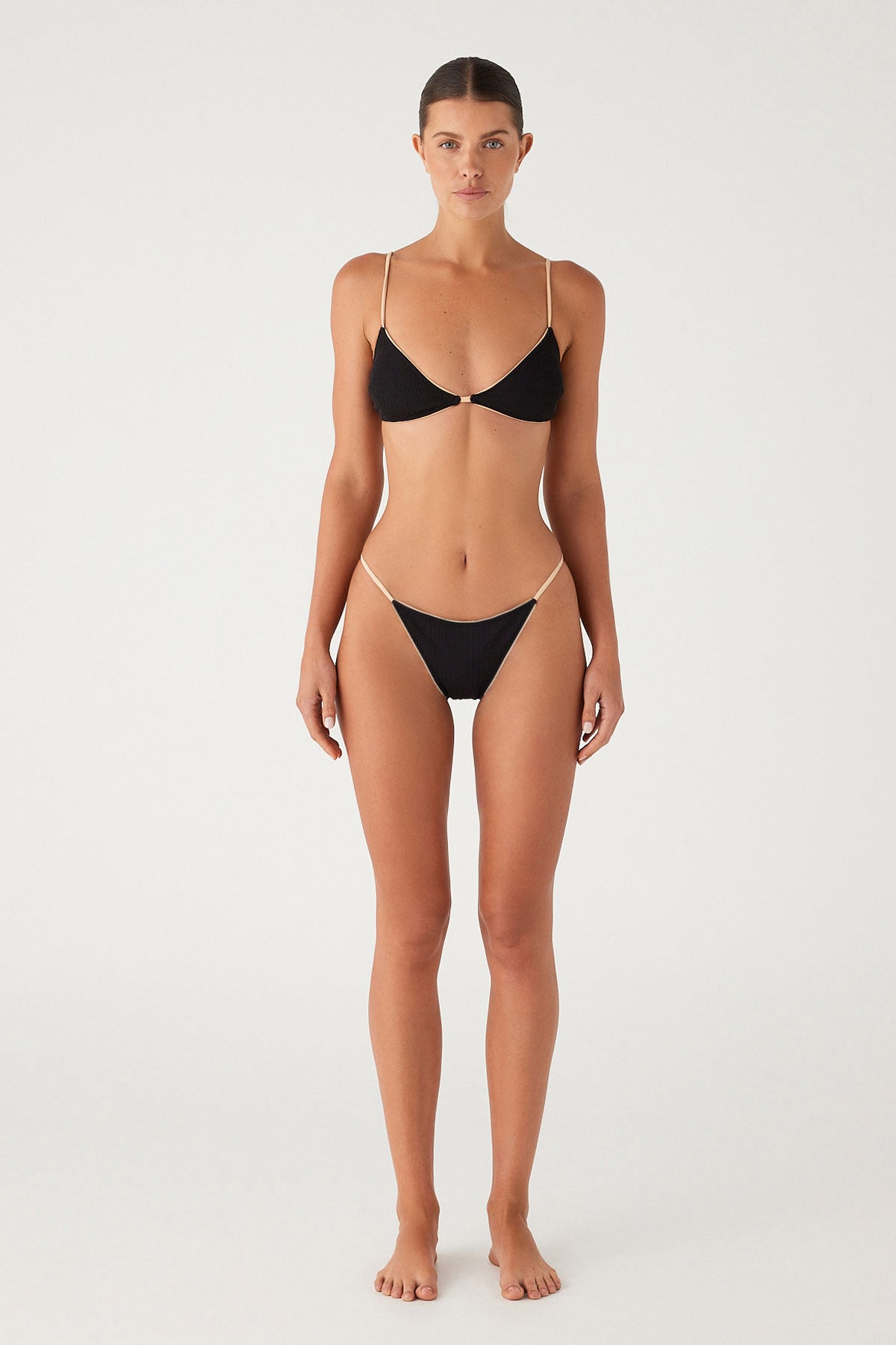 ZULU & ZEPHYR Textured Hipster String Brief   Black