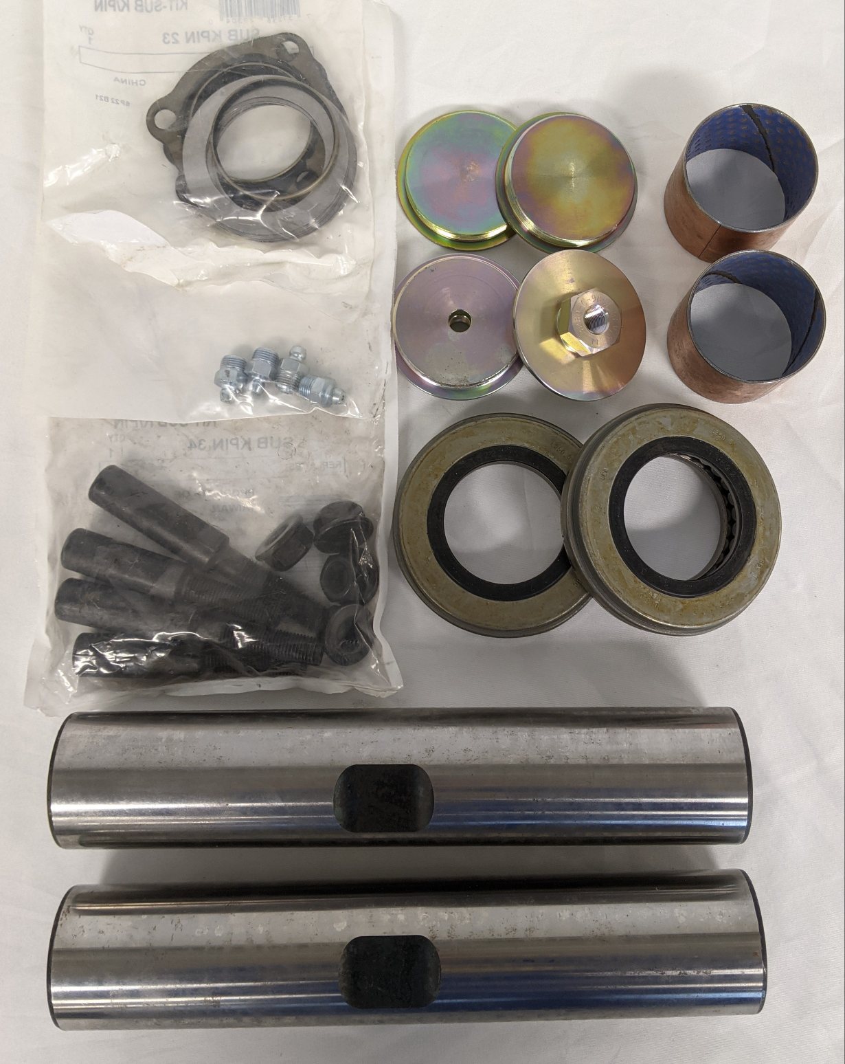 Meritor Non Driven Front Axle King Pin Kit   P/N TDA R201608