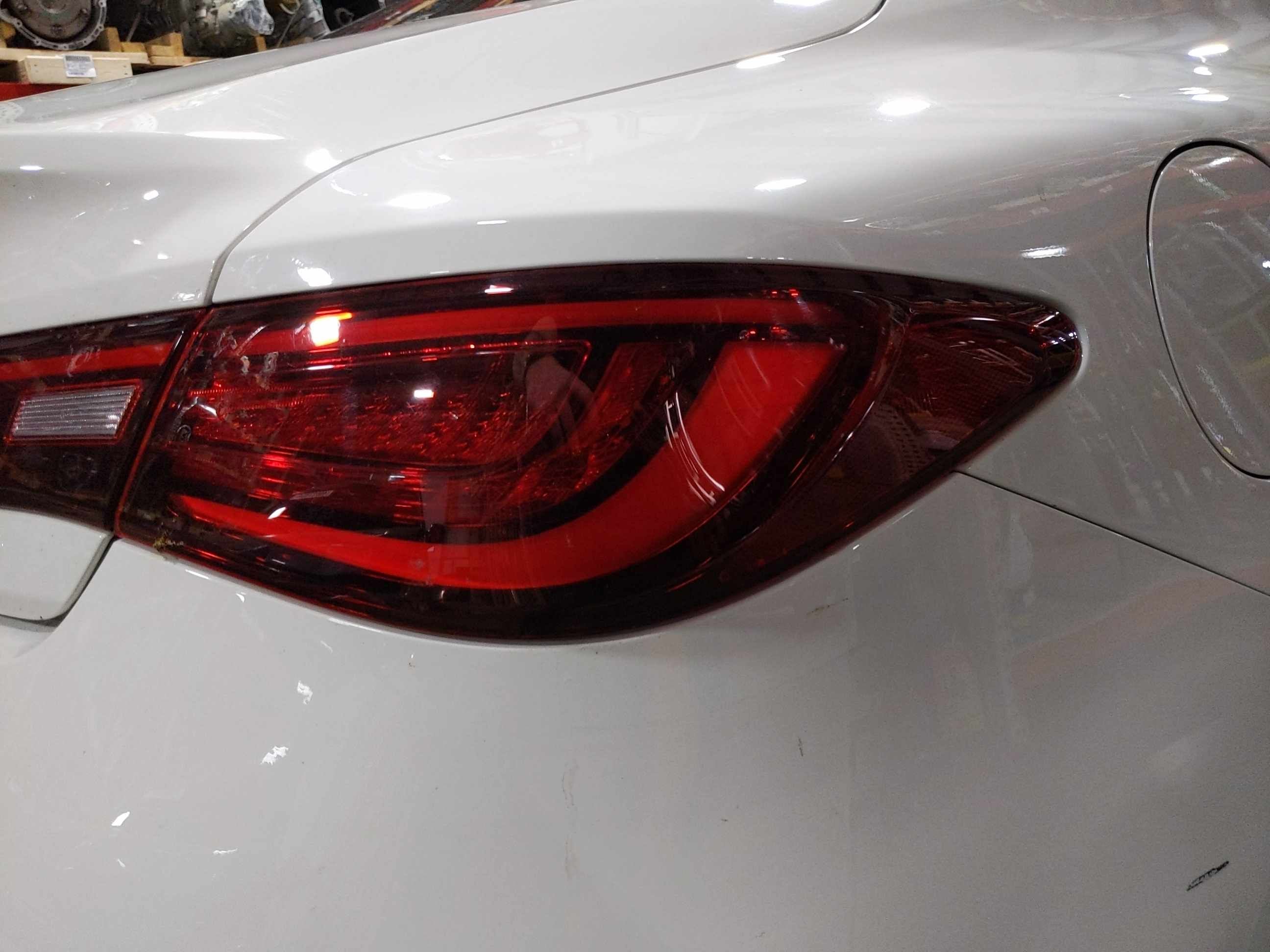 URG_EE23 Tail Lamp Light  INFINITI Q60 2017   NW622986
