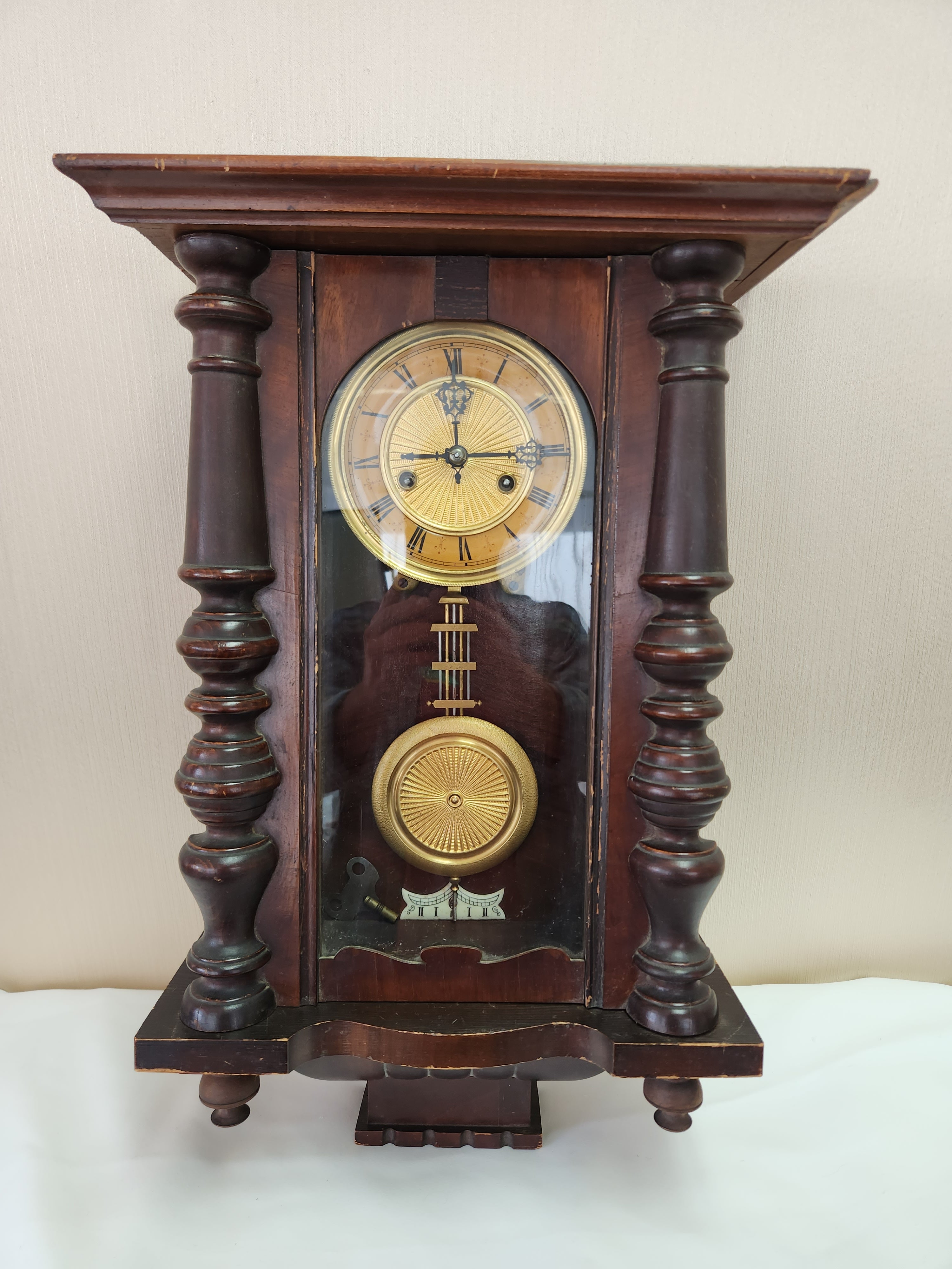 Vintage   HAU Junghans Pendulum Wall Clock with Key (not tested)