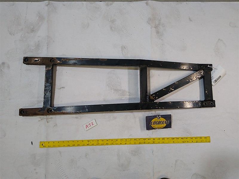 PLAYGROUND Jaguar XJS Custom Rear Subframe Connector