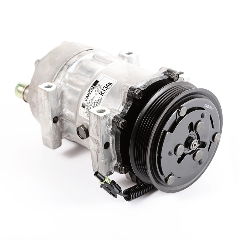 Omix Compressor AC  91 96 XJ/YJ 2.5L