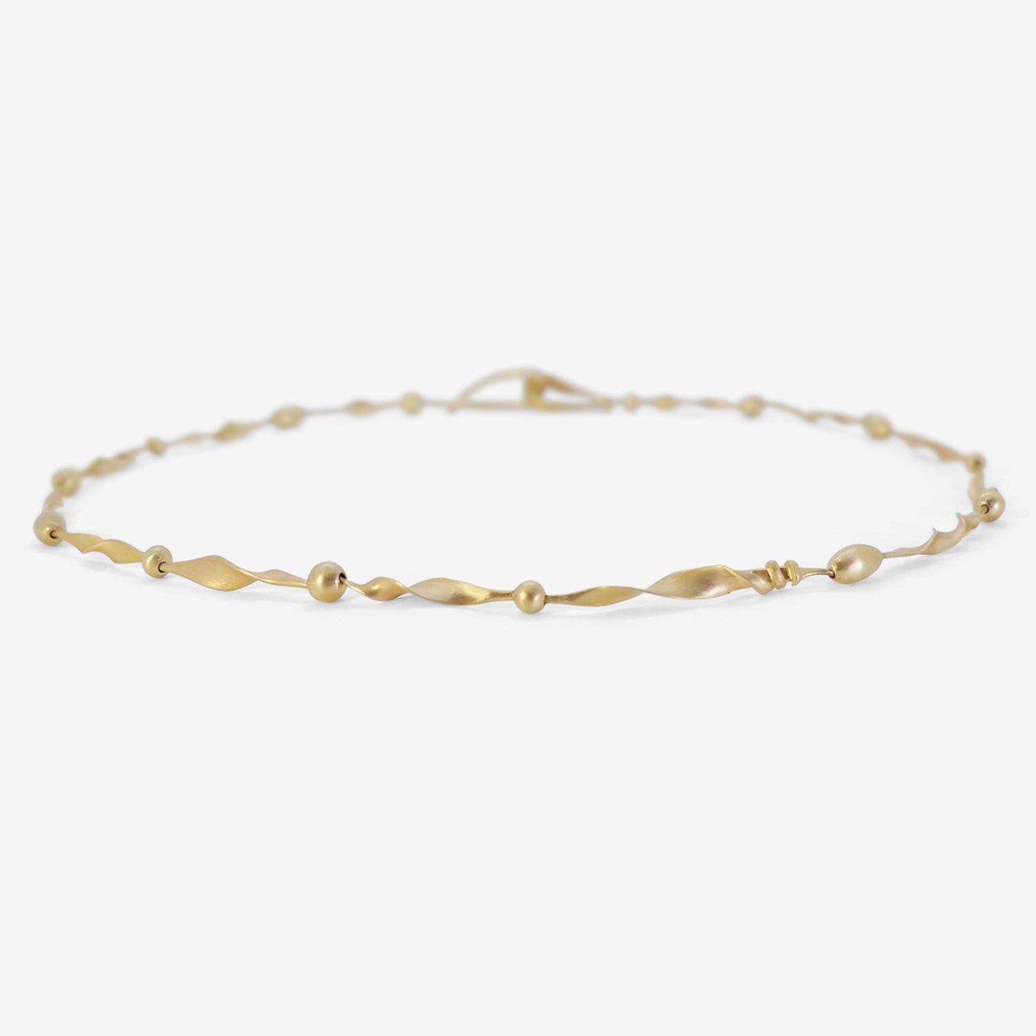 TED MUEHLING 14K TINY SEAWEED NECKLACE