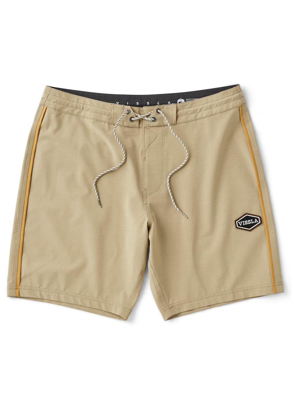 VISSLA Solid Sets 18.5" Boardshort