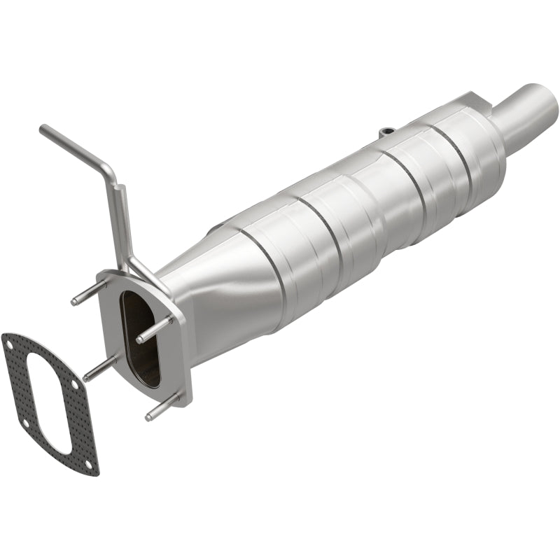 MagnaFlow 09 17 Ford F53 V10 6.8L Underbody Direct Fit Catalytic Converter