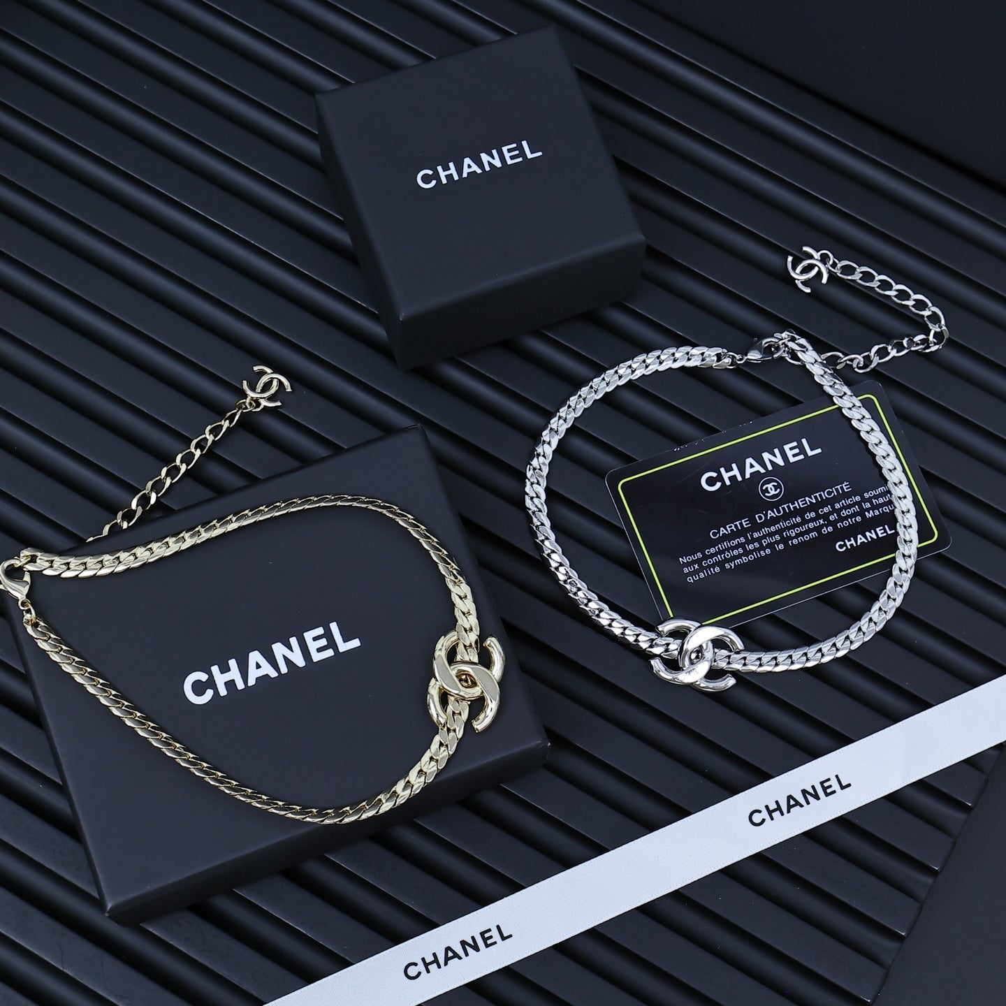 CHANEL 25S MIRROR CHAIN DOUBLE C NECKLACE