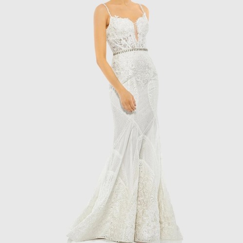 (127) ❤️ BNWT MAC DUGGAL Embroidered Sleeveless Plunge Neck Trumpet Gown #79082