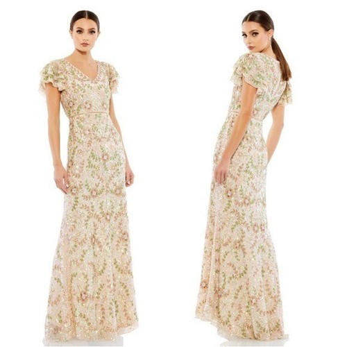 NWT Mac Duggal Crew Neck Sleeve Embellished A Line New Size 2  $698 Retail