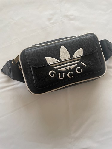 NWT Gucci x Adidas Leather Trefoil Belt Bag 722141 Leather black size 80