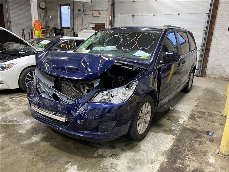 TOMSFOREIGN REAR DOOR Volkswagen Routan 2009 09 2010 10 2011 11 2012 12 Left   1335638