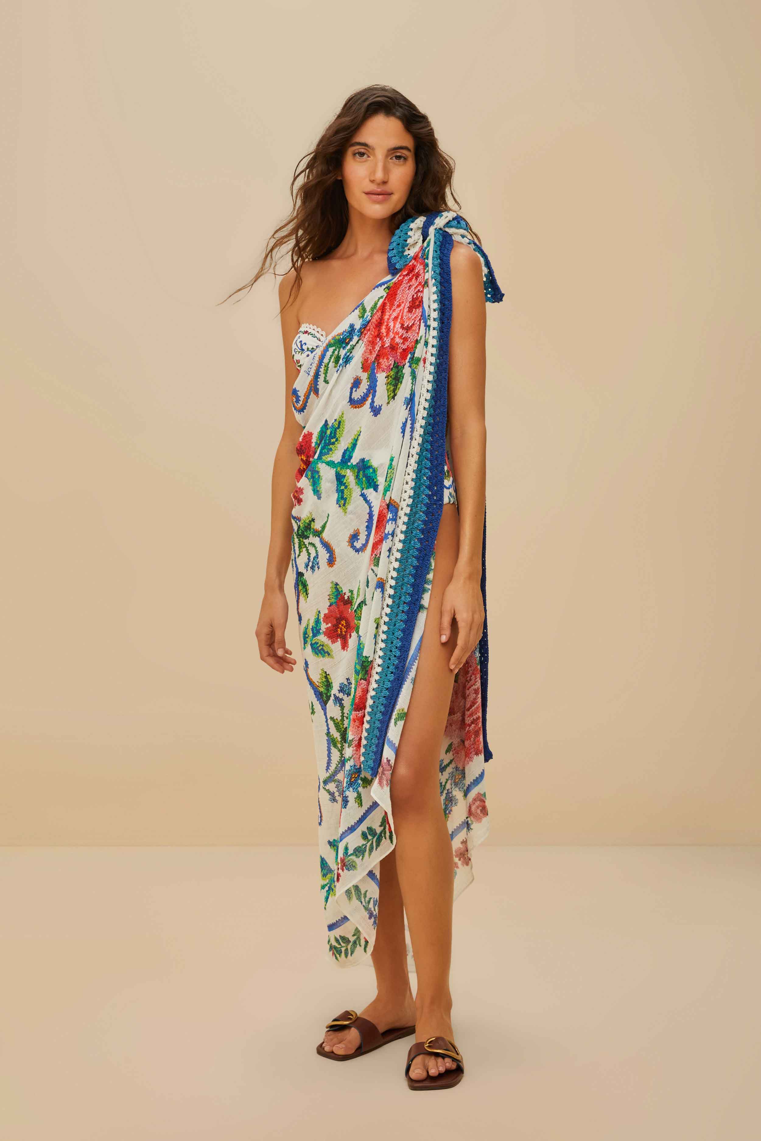 FARM RIO Flower Tapestry Sarong