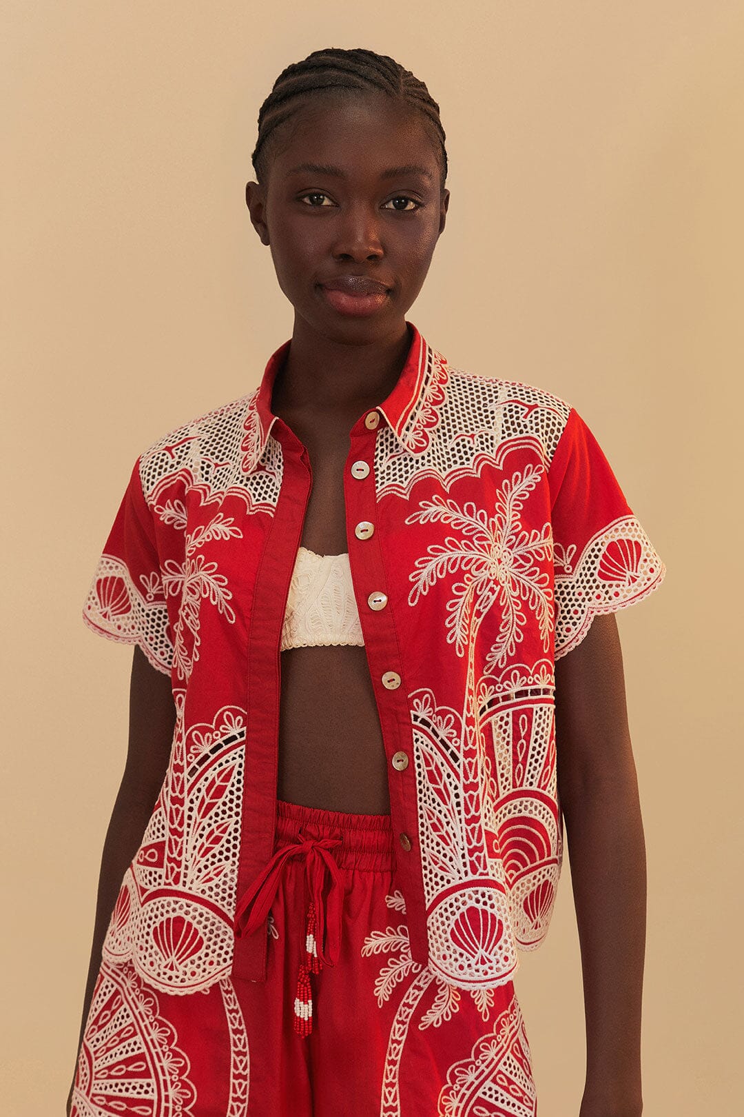 FARM RIO ACTIVE Red Palm Trees Embroidered Organic Cotton Short