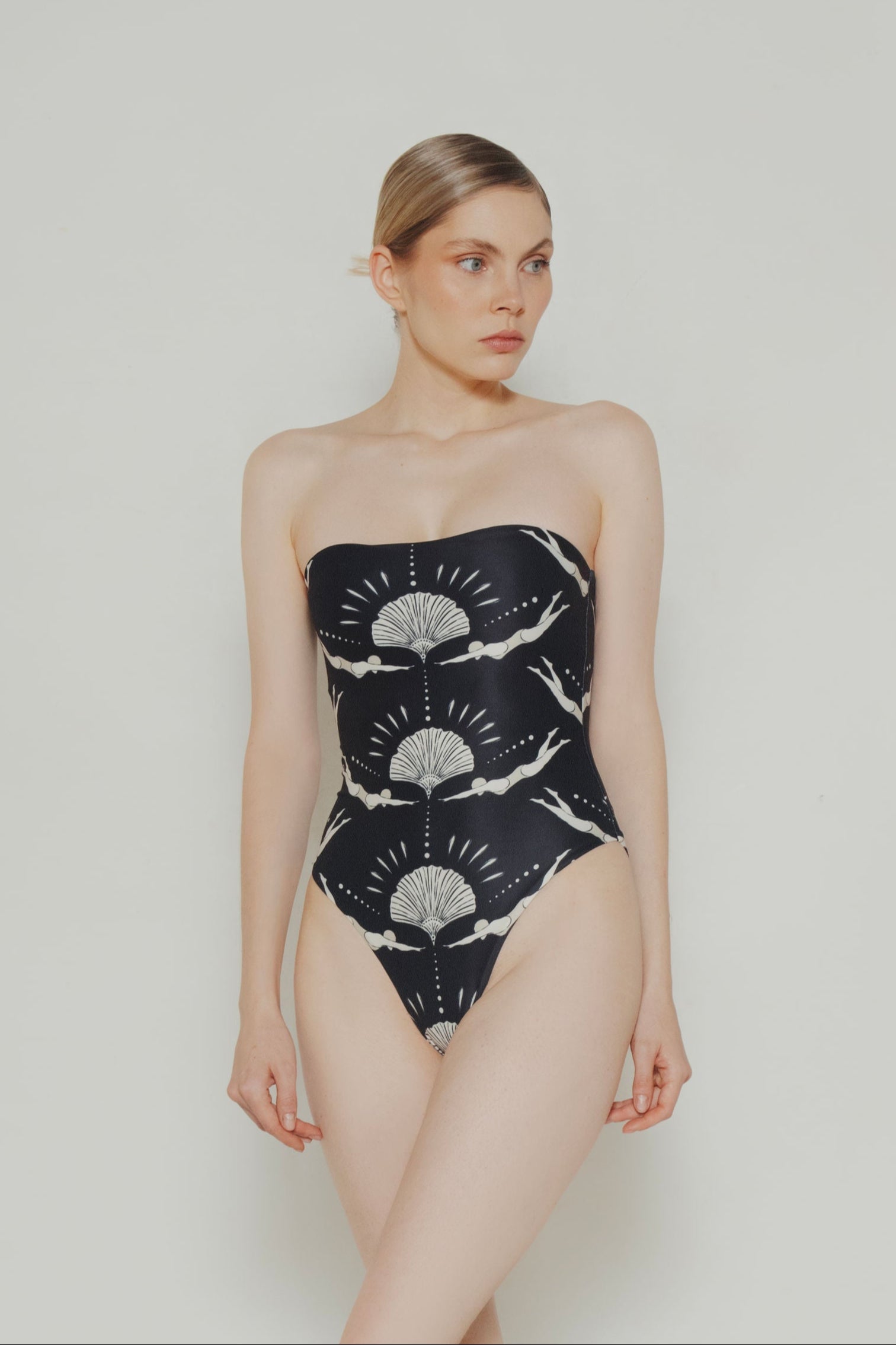 MIO CORAL Alma Nadadora Black One Piece