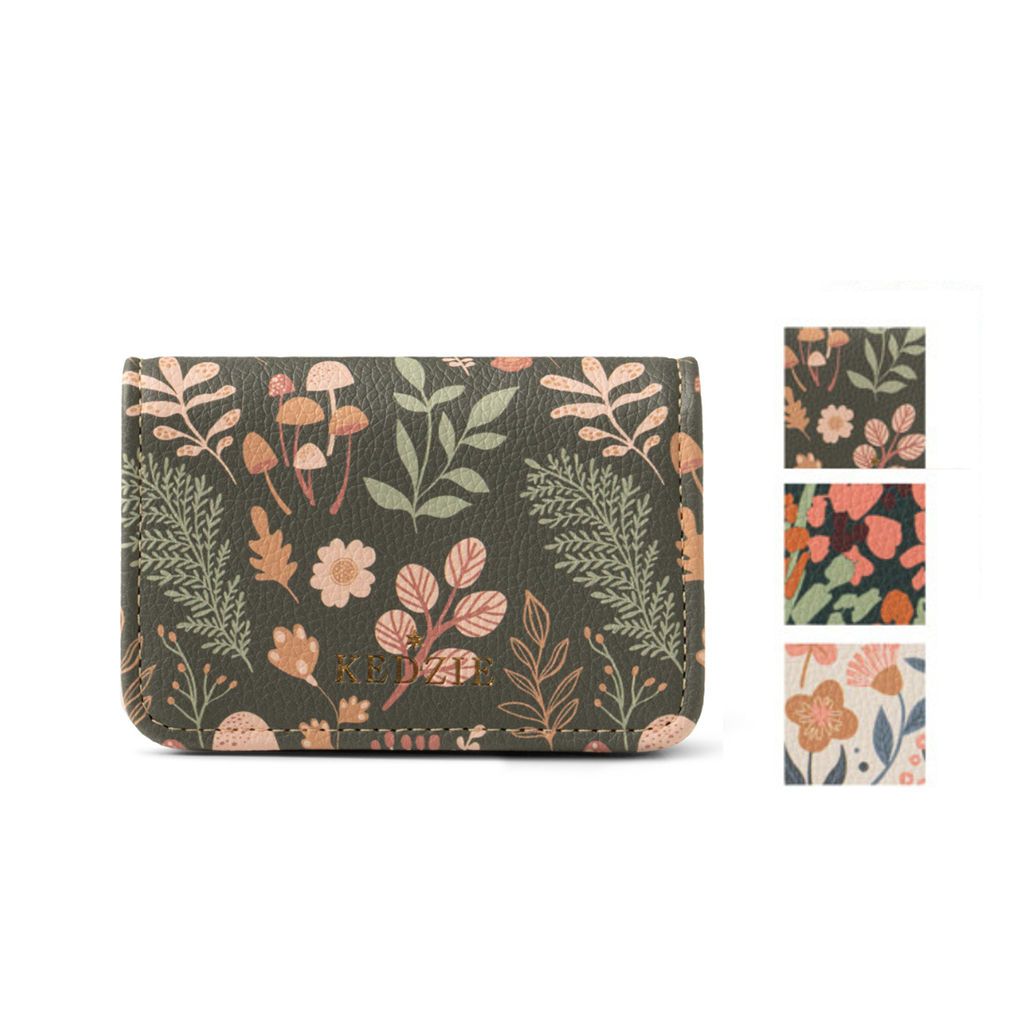 DM MERCHANDISING INC Kedzie : Essentials Only Cash & Card Wallet