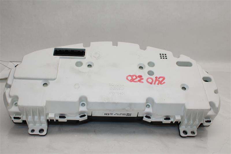 TOMSFOREIGN SPEEDOMETER CLUSTER Toyota Highlander 2011 11 2012 12 2013 13   1359394