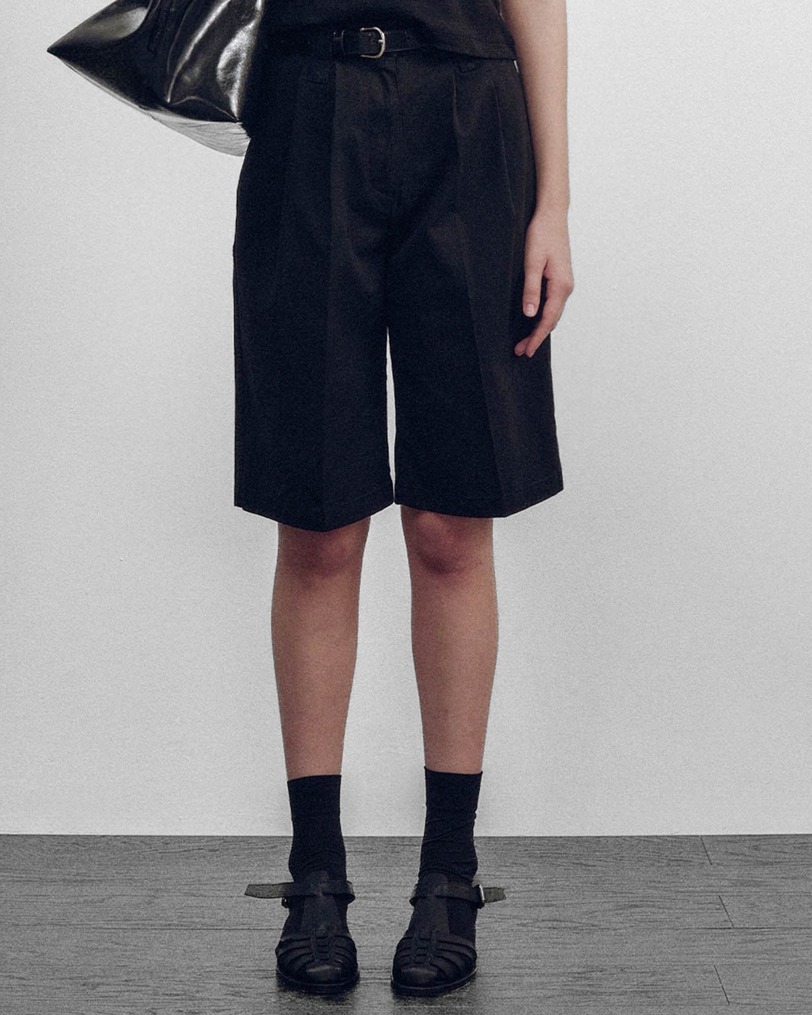 NOTHING WRITTEN Bermuda Shorts