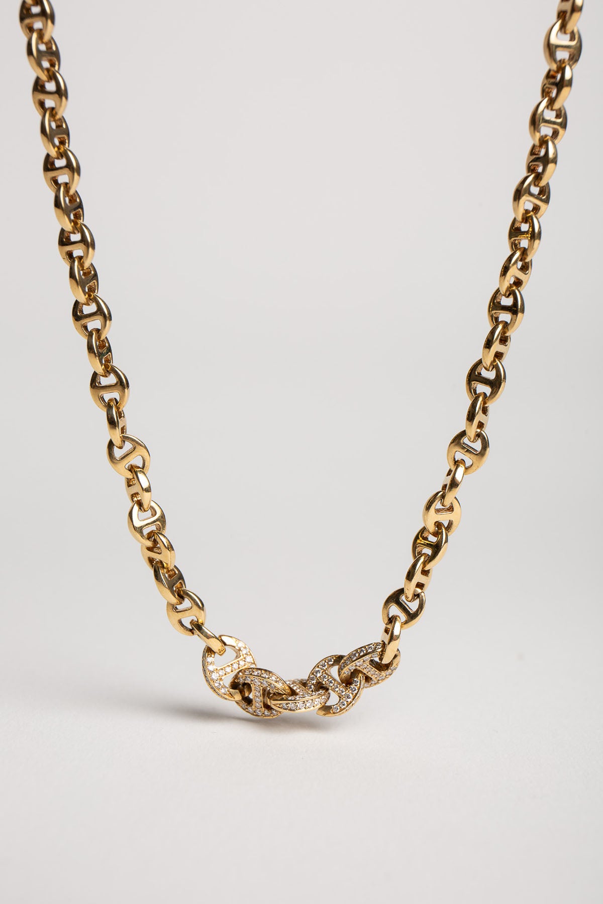HOORSENBUHS   18K YELLOW GOLD OPEN LINK NECKLACE