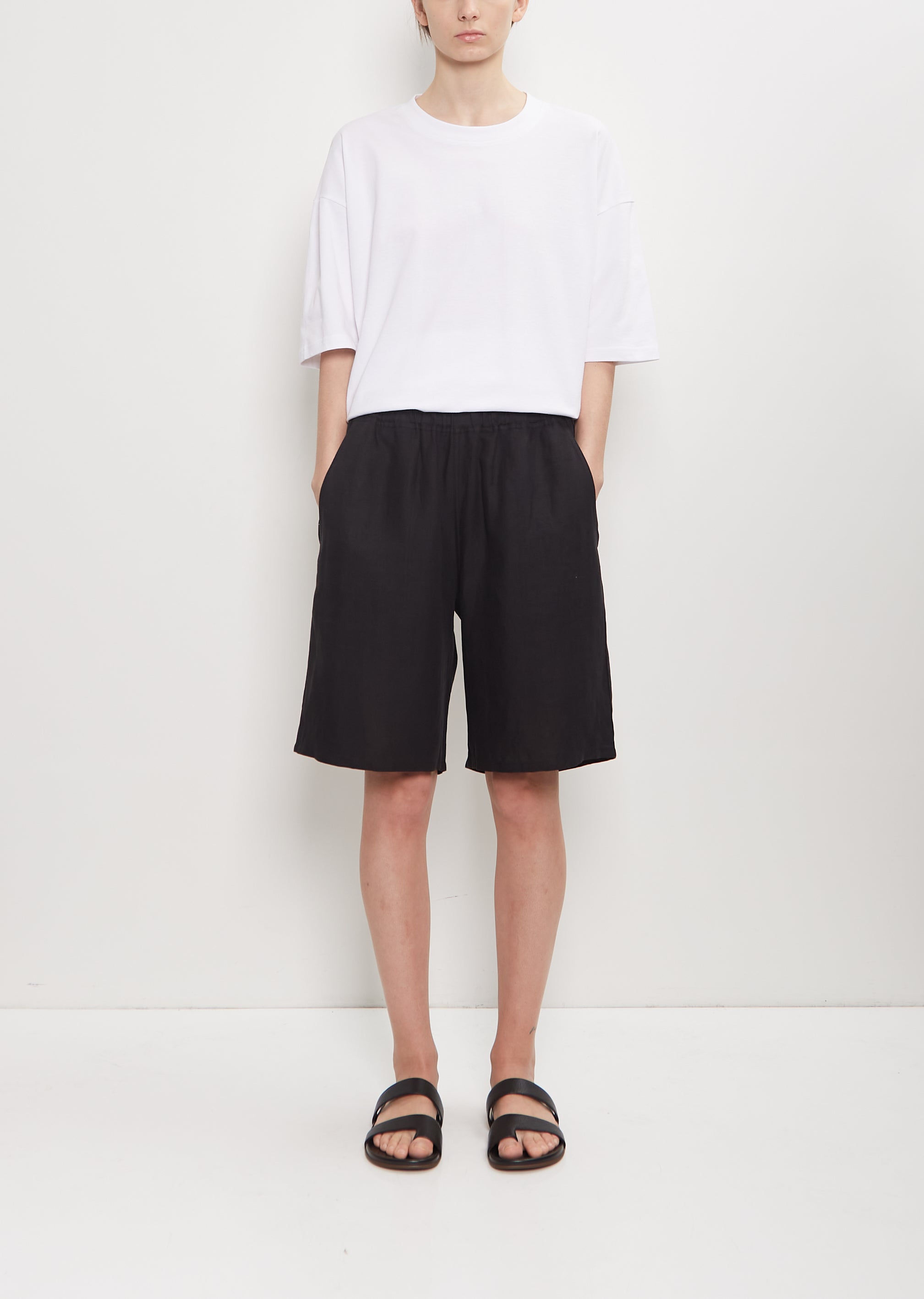 MONIQUEVANHEIST Linen Pull On Shorts