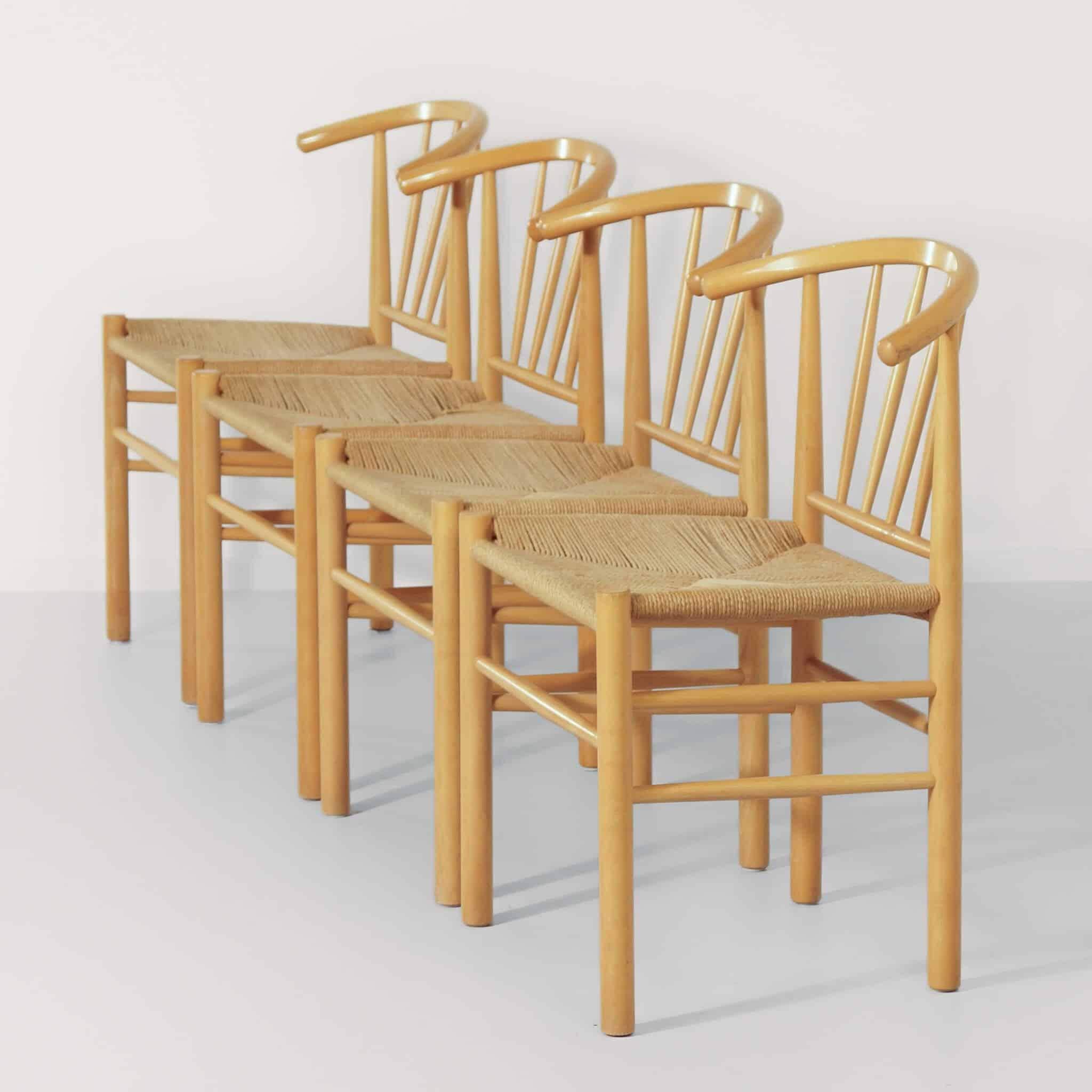 SPLISH Erik Ole Jørgensen – 4 x J 151 dining chairs for FDB Furniture  1960s