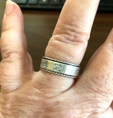 Vintage Sterling Silver 925 T&T "Protected By An Angel" Spinner Ring   Size 9