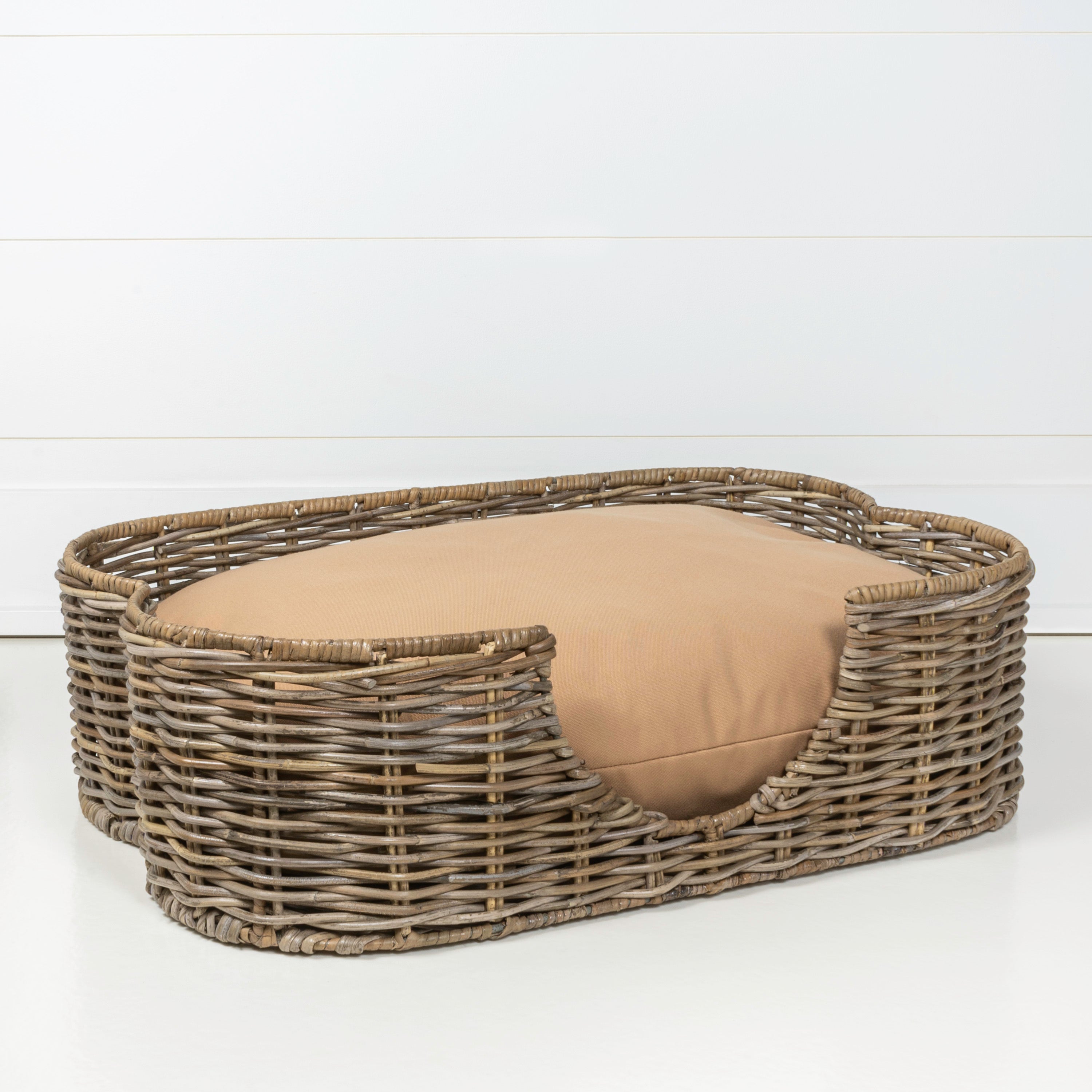 2252 Scallop 27" x 18.25" Tropical Handwoven Rattan Dog Bed with Machine Washable Cushion  Kubu Gray