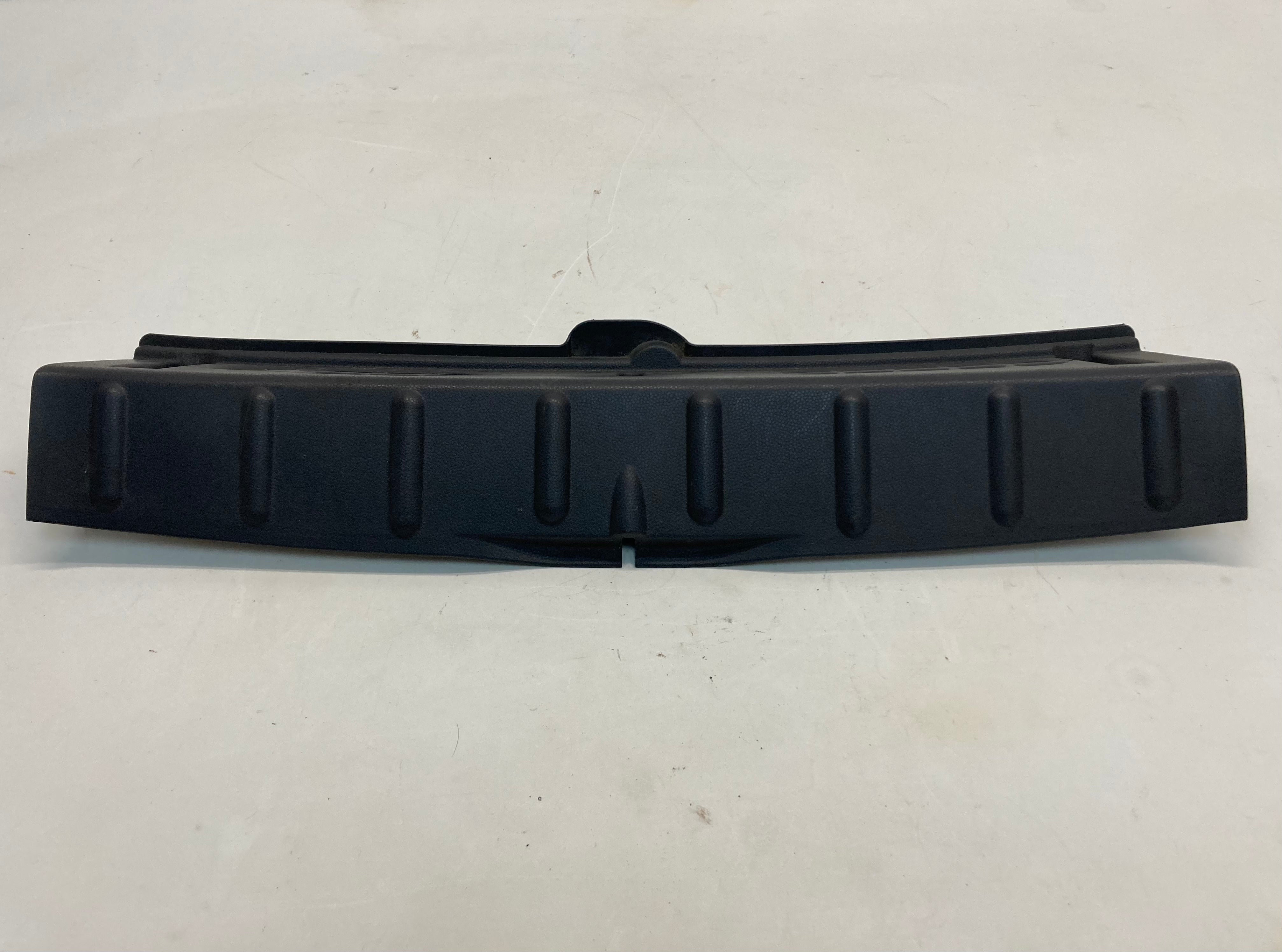 Mini Cooper Convertible Rear Trunk Loading Sill Cover 51477076937 05 08 R52