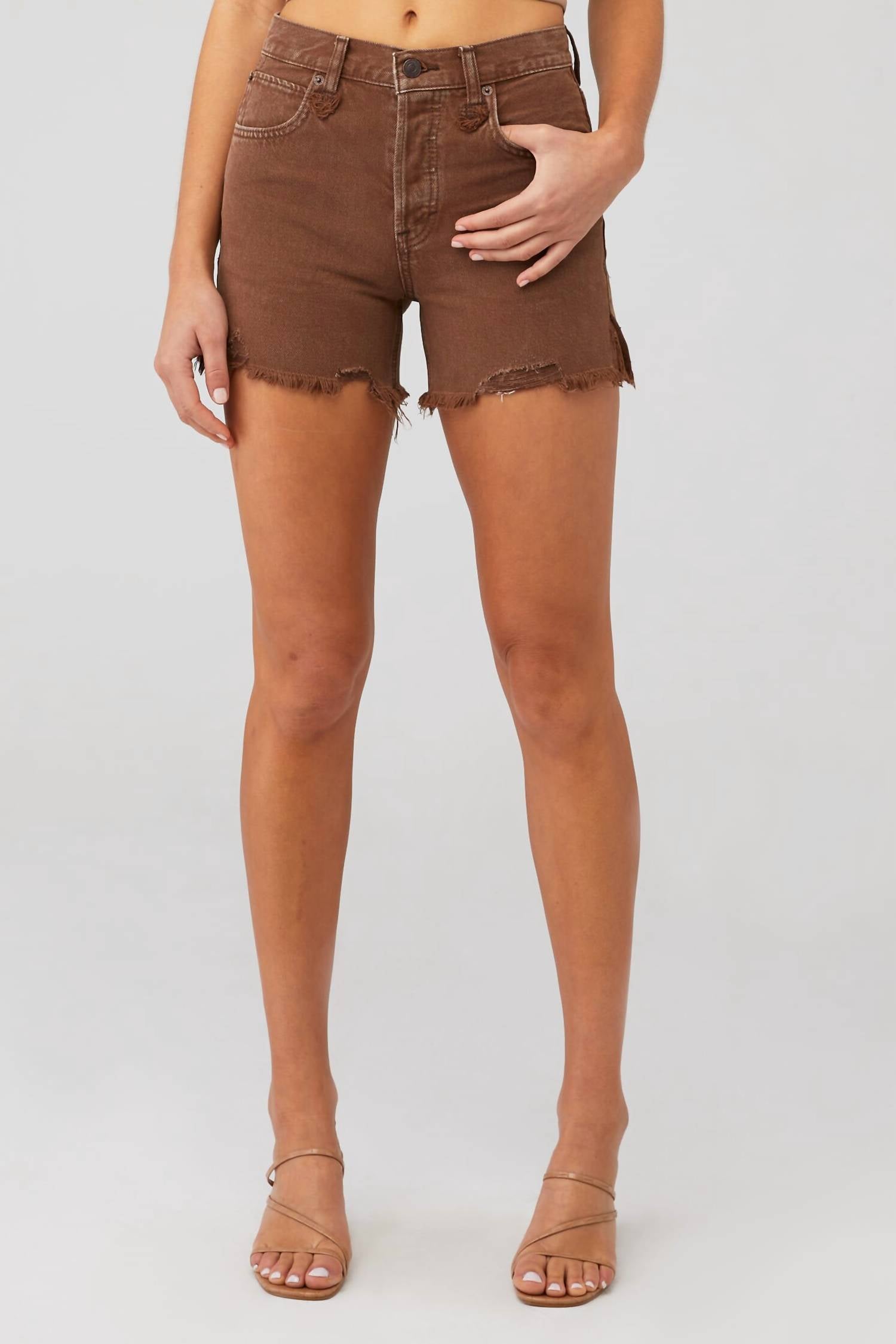 2244 Makai Cut Off Shorts In Washed Chocolate