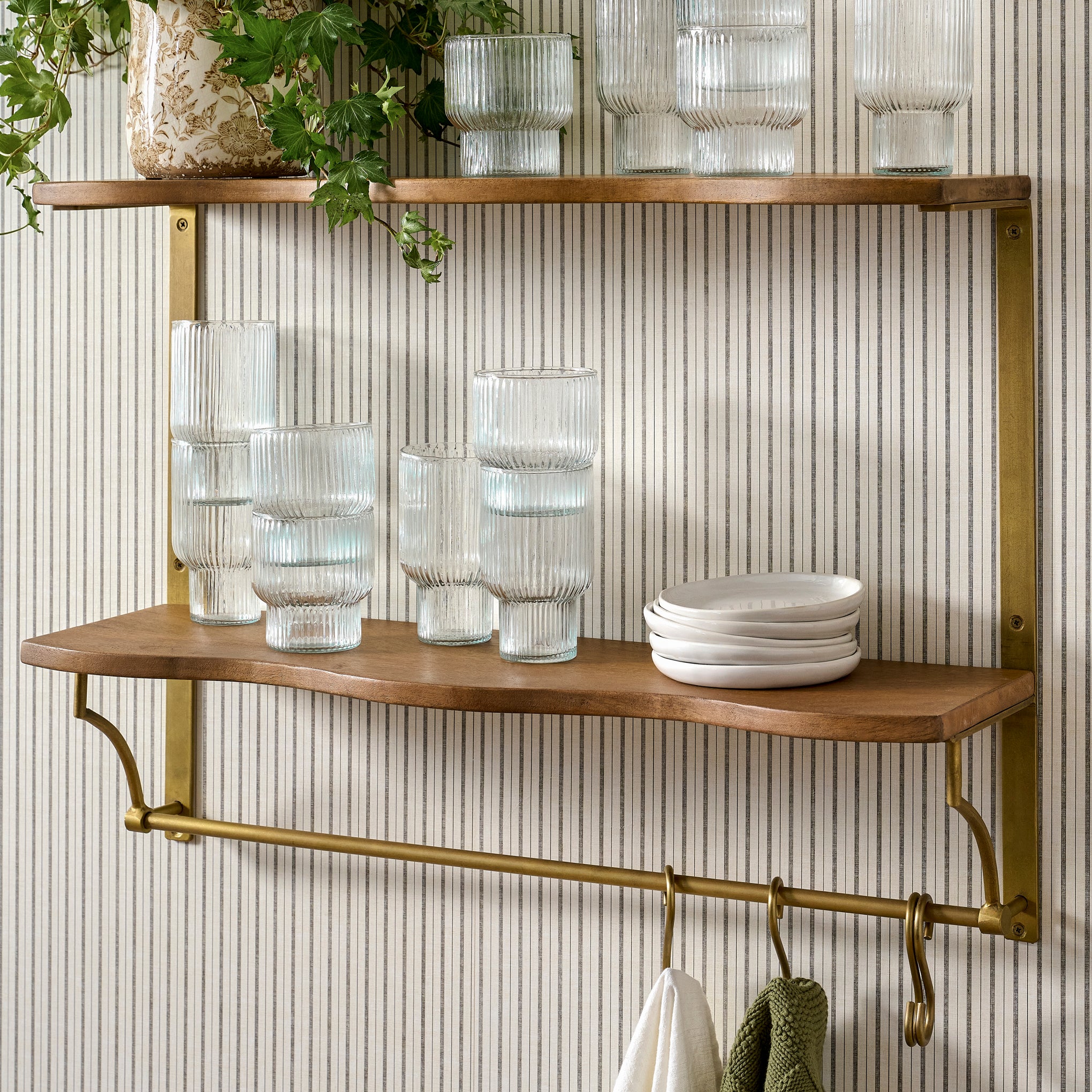 VND6622 ARVIND EXPO CRAFTS Double Pearson Brass and Wood Shelf with Rail