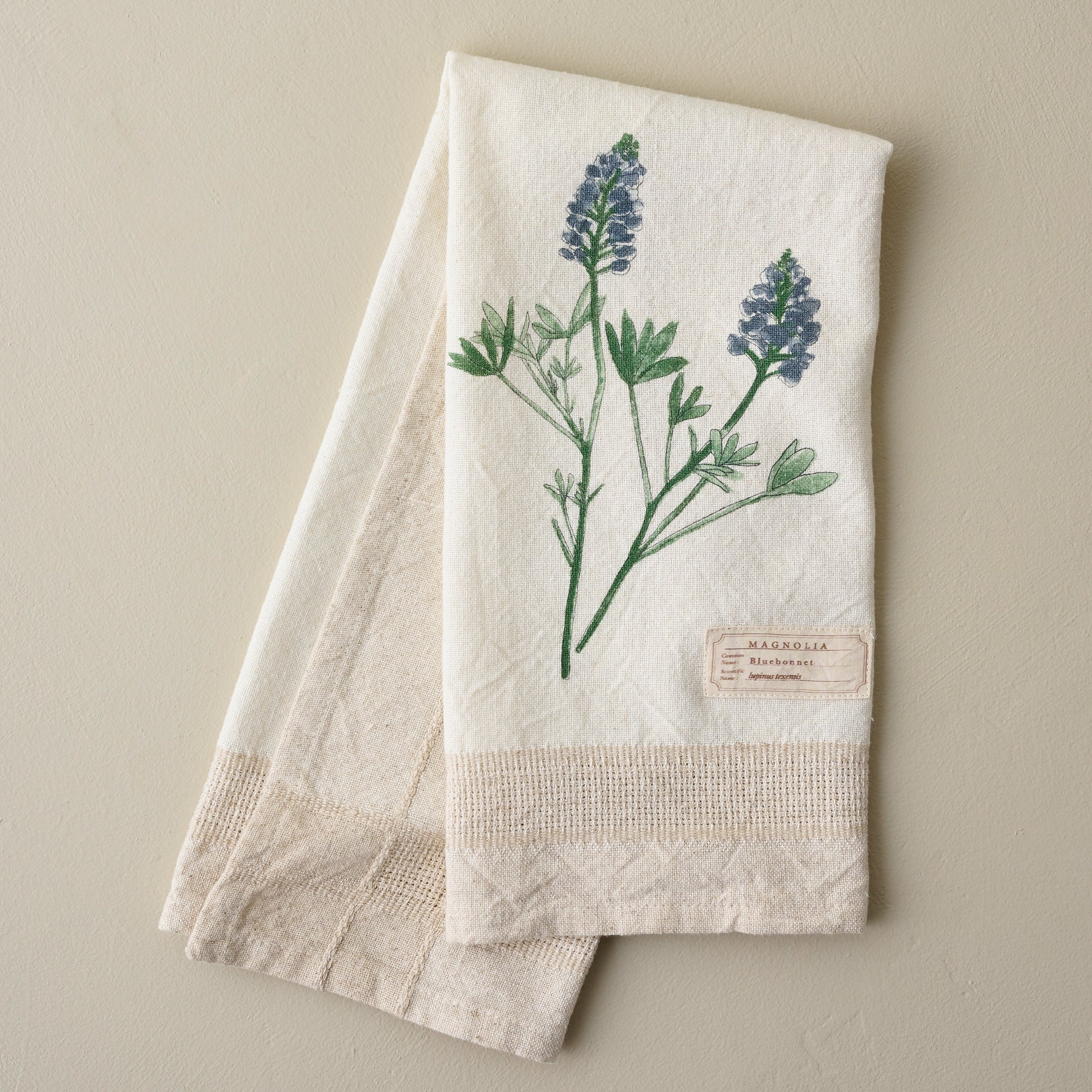VND6843 KARUR GOLDLINE EXPORTS LLP Magnolia Bluebonnet Garden Tea Towel