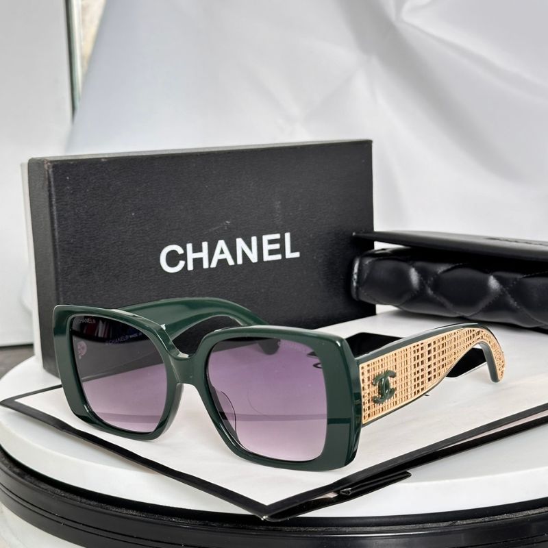 BAGSTRENDZ Chanel Sunglasses