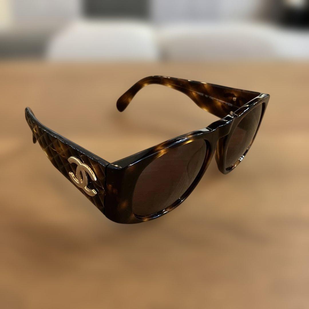 Chanel Tortoiseshell Sunglasses Brown #M322