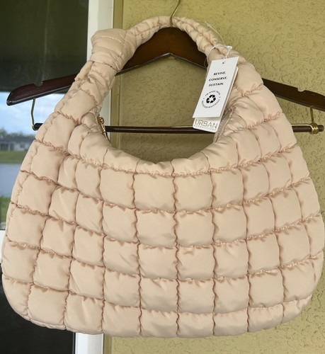 Urban Expressions Bag Revive.Conserve.Sustain.30390AUF CREAM