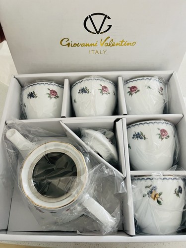 Giovanni Valentino Italy 7 Piece Tea Set (Teapot  Lid  5 Cups) ***NIB***