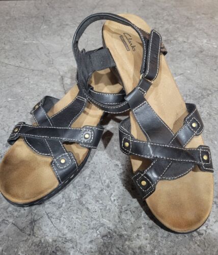 CLARKS Womans shoes size 11
