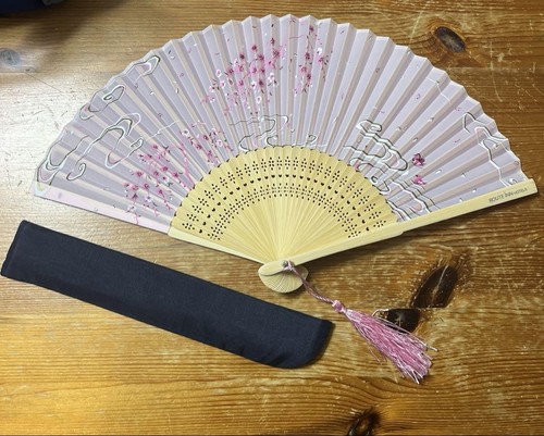 DIOR Hotel Route Inn Fold Fan Pink Japanese Sensu Travel Amenity Floral Pattern