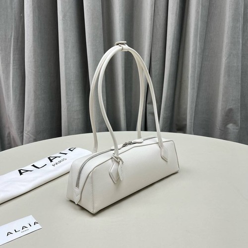 ALAÏA Alaia Le Teckel Dachshund Bag