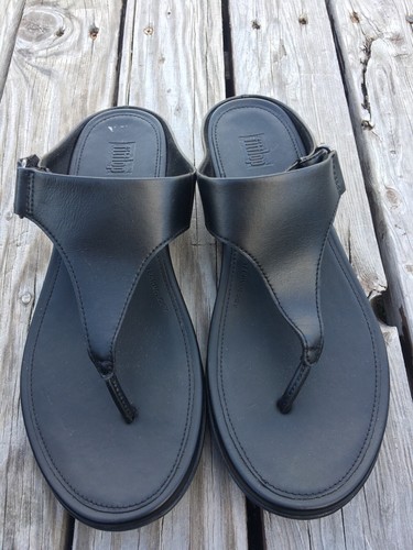 Fitflop Vera Toe Post Thong Sandal Black Faux Leather Adjustable Size 8 Women’s